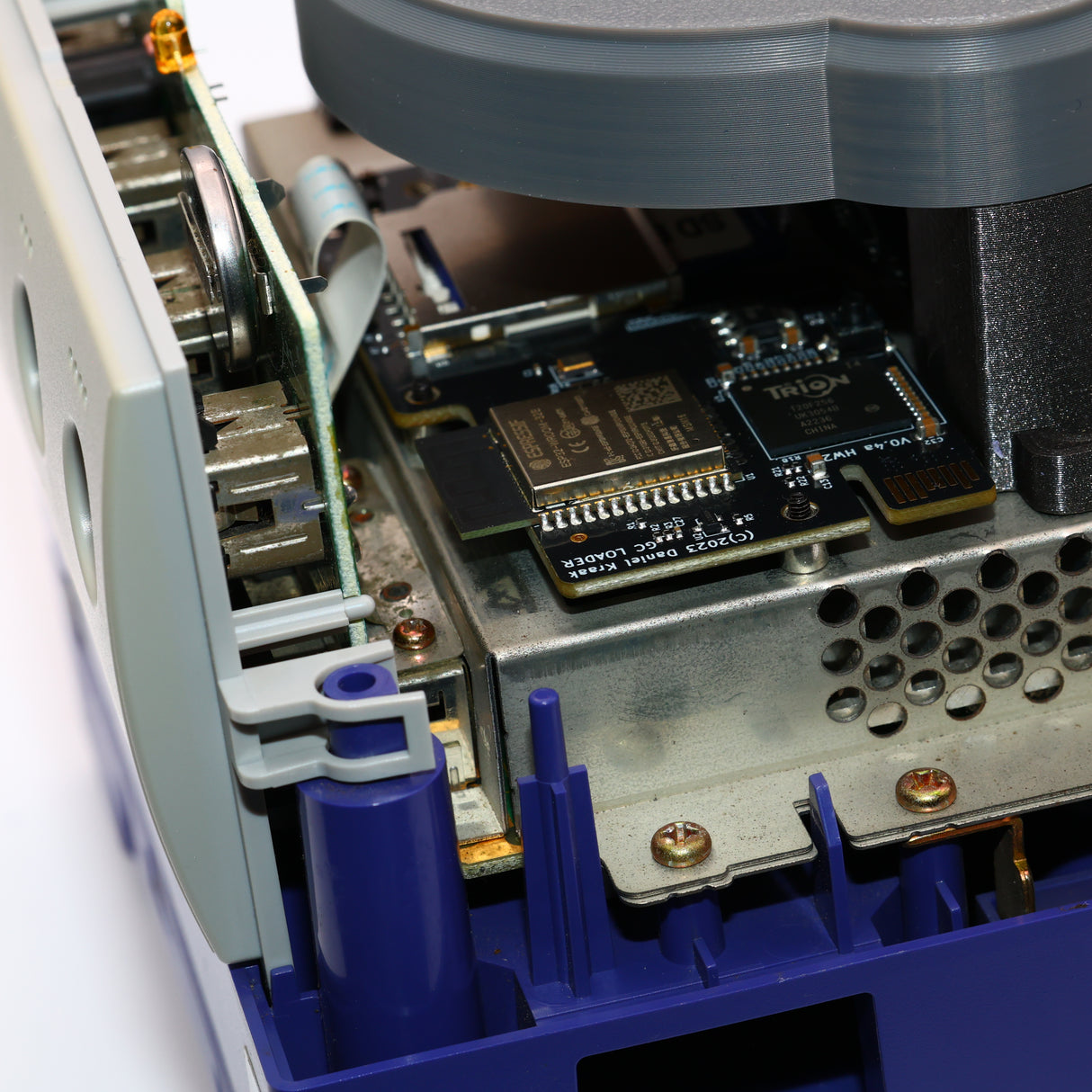 Nintendo GameCube Console + GB Player + GC Loader PNP HW2 + 32GB SD + SD2SP2 PRO